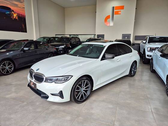 BMW 320i 2.0 16V TURBO GASOLINA SPORT GP AUTOMÁTICO BMW 320i 2.0 16V TURBO GASOLINA SPORT GP AUTOMÁTICO